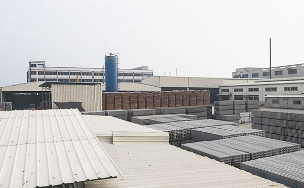 空心隔墙板